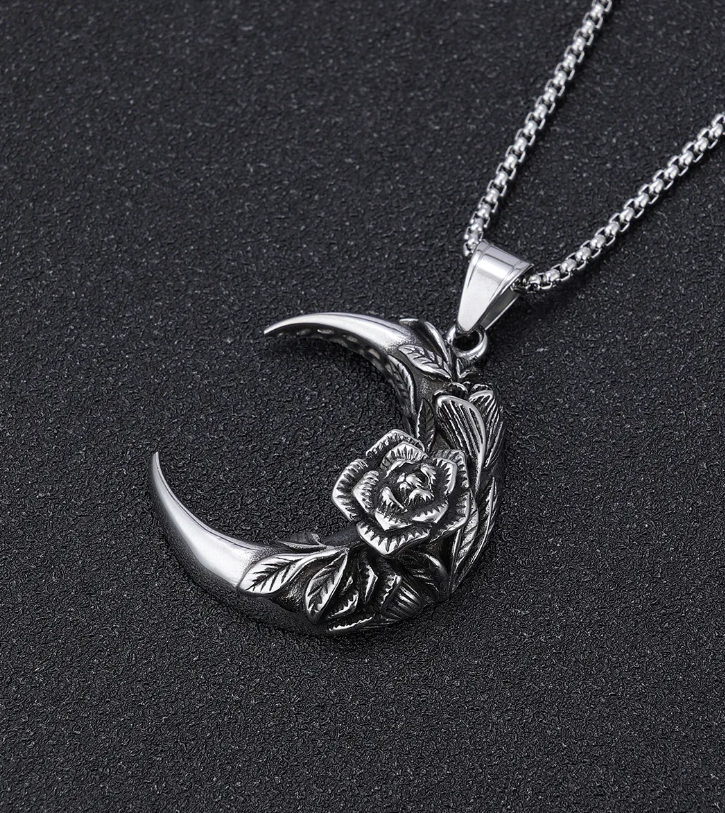 Collana gotica con luna crescente e rosa - pendente dark unisex