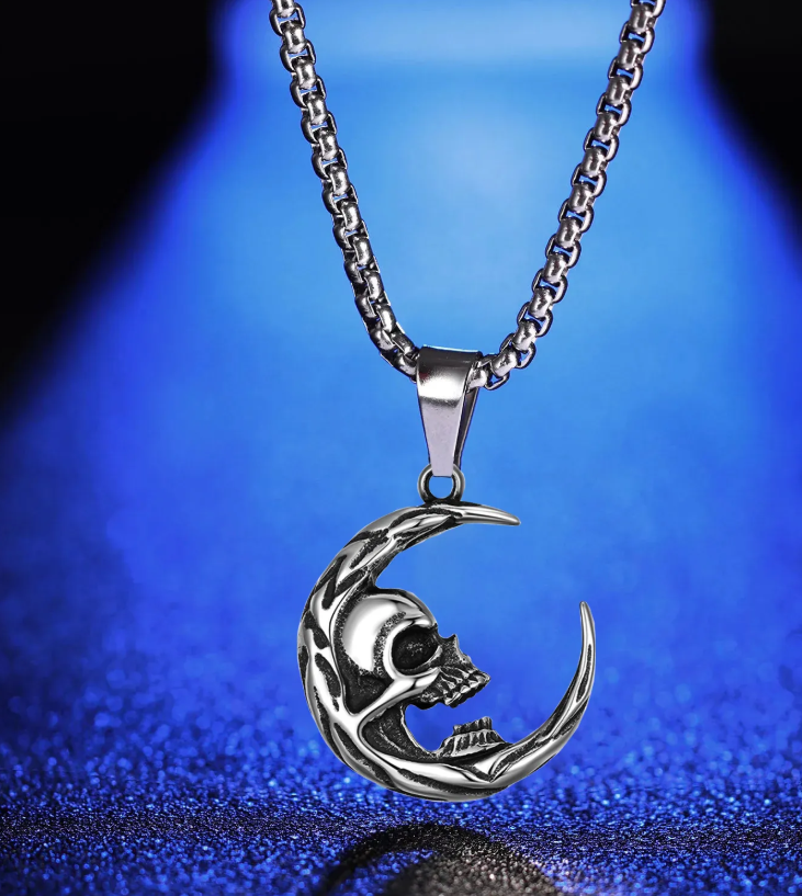 Collana gotica con teschio e luna crescente - pendente dark unisex